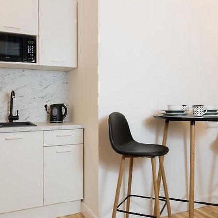 Theatre Apartments Lacplesa Riga Exterior foto